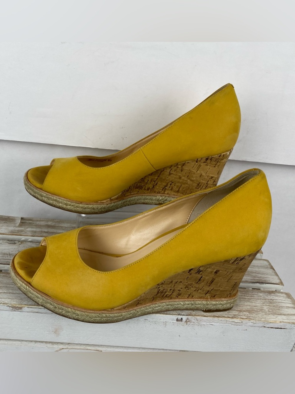 Cole Haan yellow nubuck leather Jocelyn OT peep-toe wedge shoes women’s size 8B - Picture 4 of 14